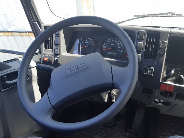 ISUZU NQR12T